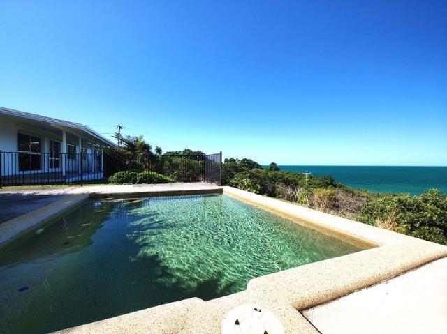 House for sale in Bingil Bay, Queensland