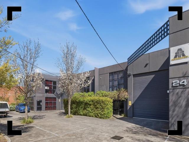 Warehouse for rent in Nunawading, Melbourne