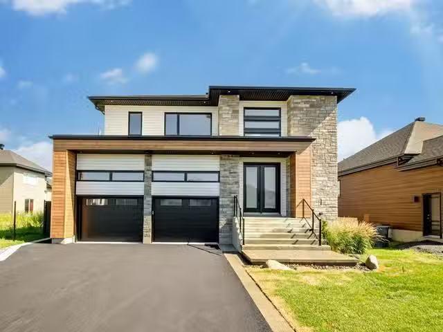 House for sale in Roussillon, Quebec