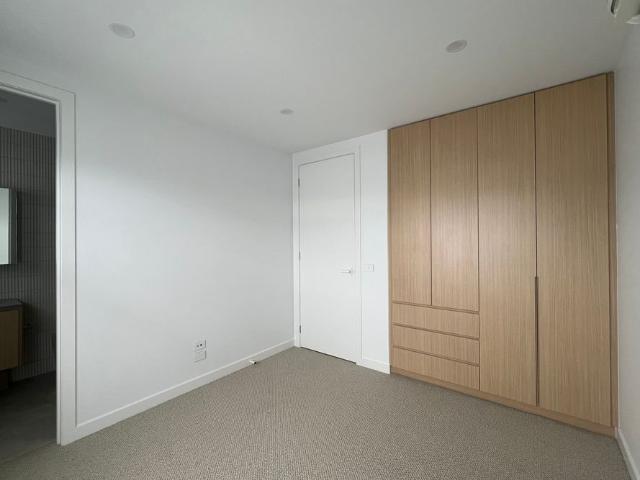 Townhouse for rent in Oak Park, Melbourne