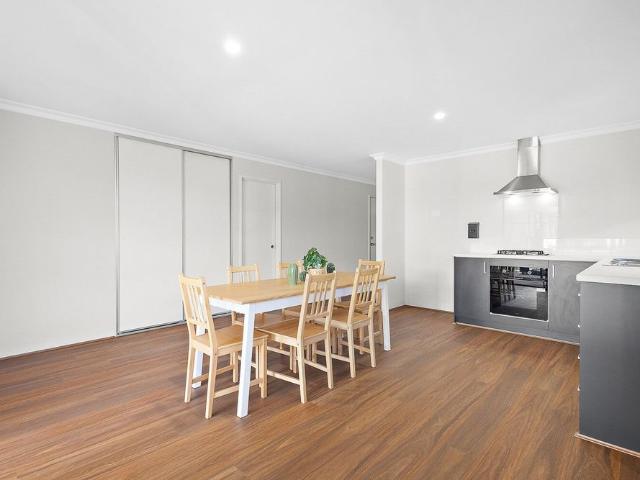 Room for rent in Two Rocks, Western Australia