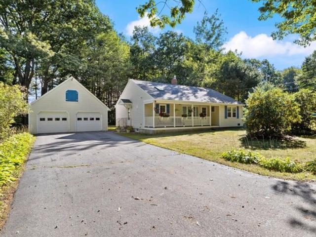 House for sale in Scarborough, Maine