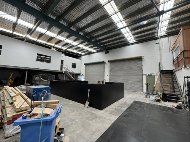 Warehouse for sale in Sutherland, New South Wales
