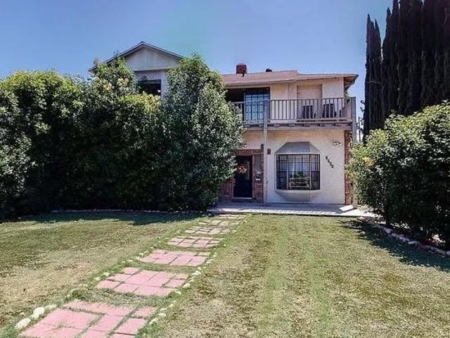 Room for rent in Lake Balboa Neighborhood Council District, Canoga Park