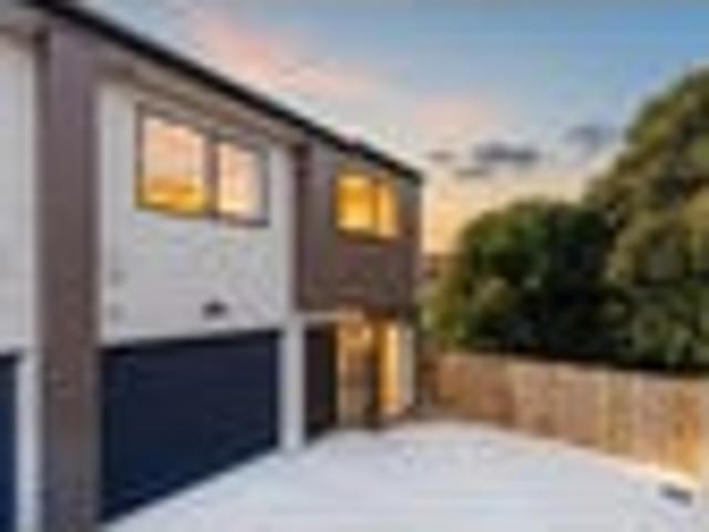 Apartment for sale in Papakura