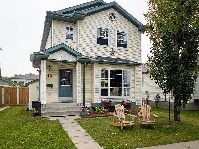 House for sale in Wedgewood, Alberta