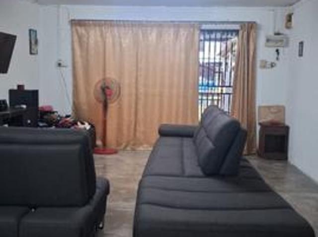 Terraced House for sale in Seri Kembangan, Majlis Bandaraya Subang Jaya