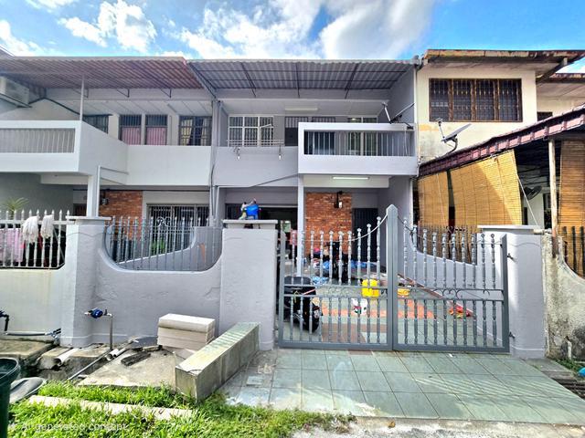 Terraced House for rent in Country Heights Damansara, Kuala Lumpur