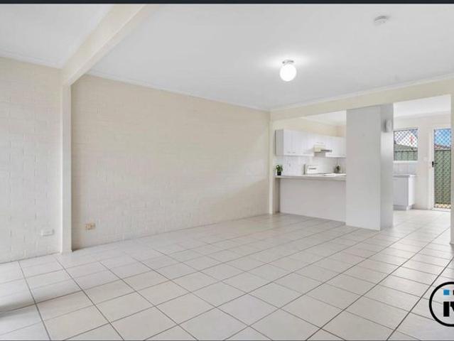 Townhouse for rent in Toombul, Queensland