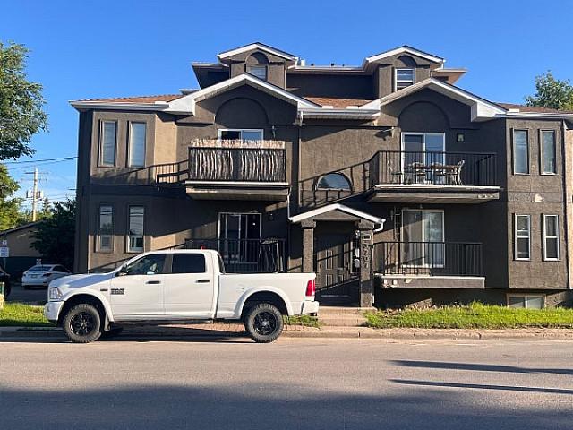Condo for sale in Northwest, Alberta
