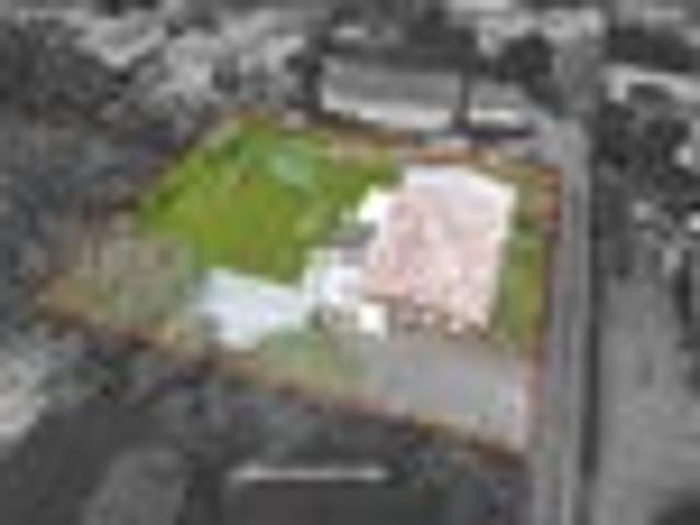 House for sale in Avondale