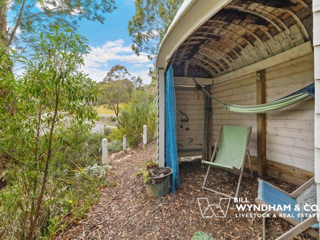 House for sale in Victoria