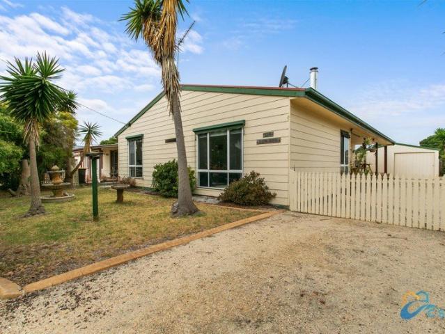 House for sale in Loch Sport, Victoria