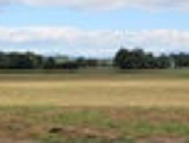 Land for sale in Canterbury