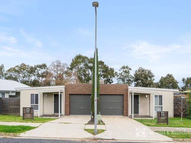 Townhouse for sale in Albury, New South Wales