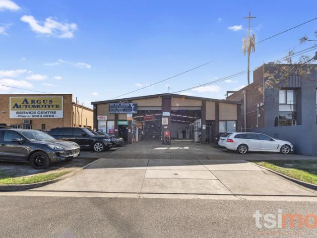 Warehouse for sale in Camerons Creek, Victoria