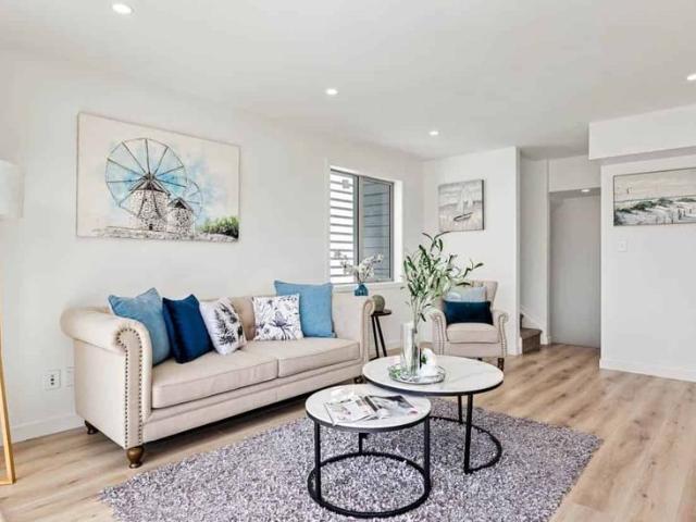 House for rent in Point England