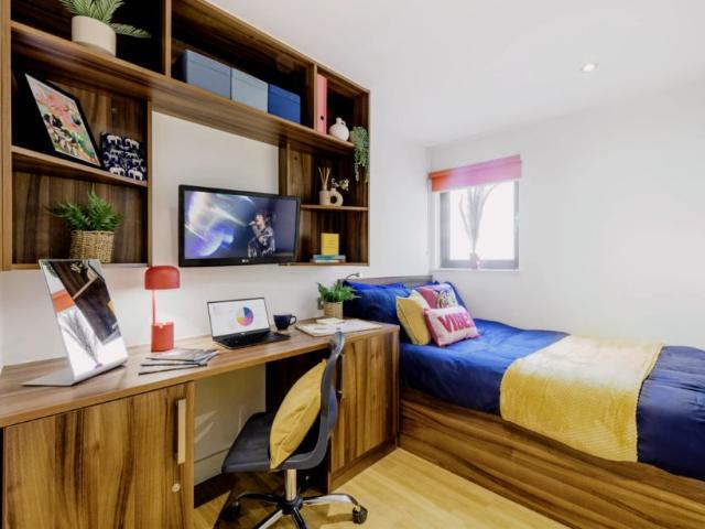 Room for rent in Kingsdown, Feckenham