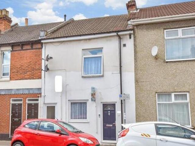 House for sale in Spring Vale, Hampshire