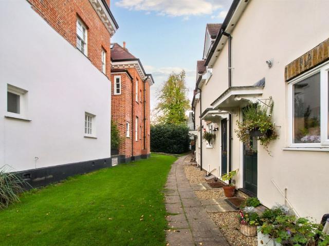 House for rent in Twyford, East Hertfordshire