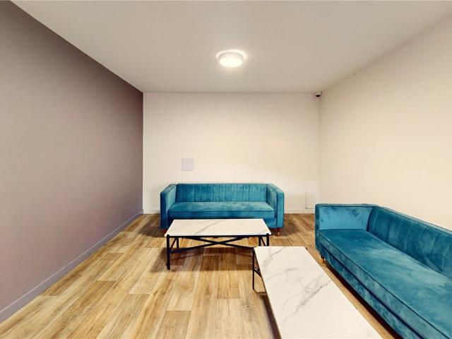 Studio for rent in Stirchley, West Midlands