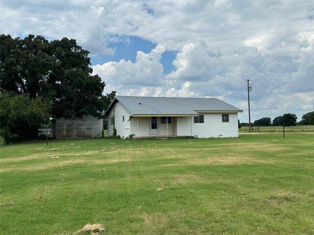 House for sale in Comanche, Texas