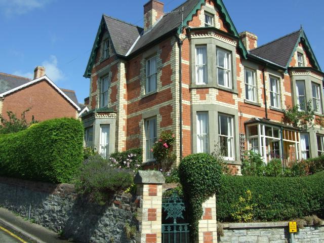 Apartment for rent in Knighton