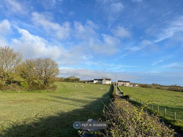 Room for rent in Moelfre, Wales