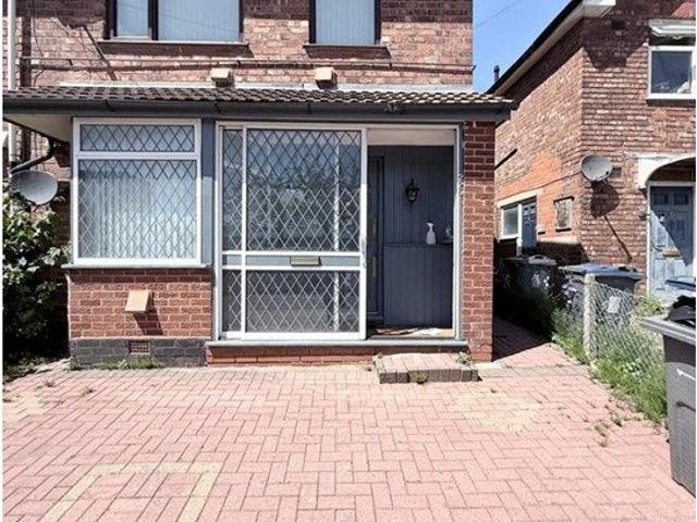 Room for rent in Gravelly Hill, West Midlands