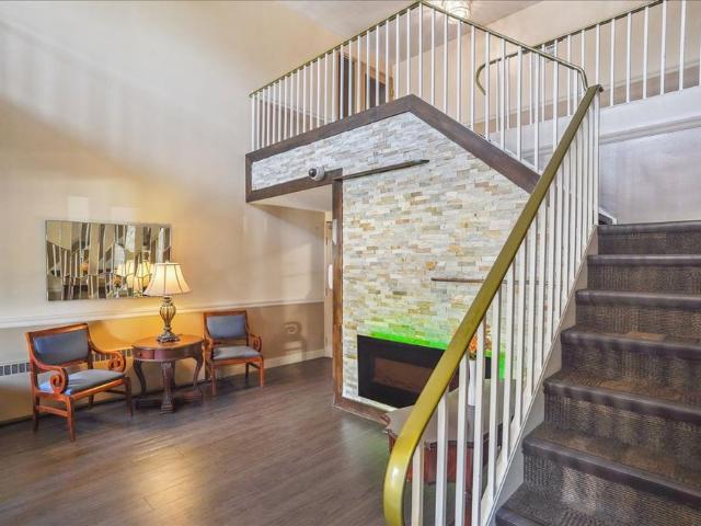 Townhouse for rent in Burlington, Golden Horseshoe