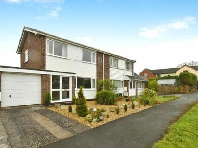 House for sale in Ammanford, Wales