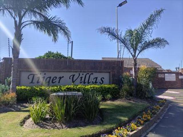 Townhouse for rent in Bellville, City of Cape Town