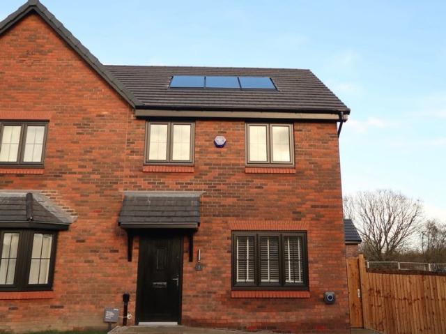 House for rent in Salford, Greater Manchester