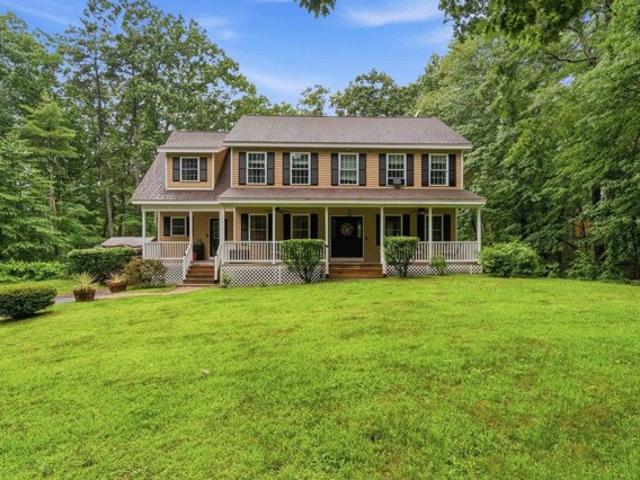 House for sale in New Hampshire