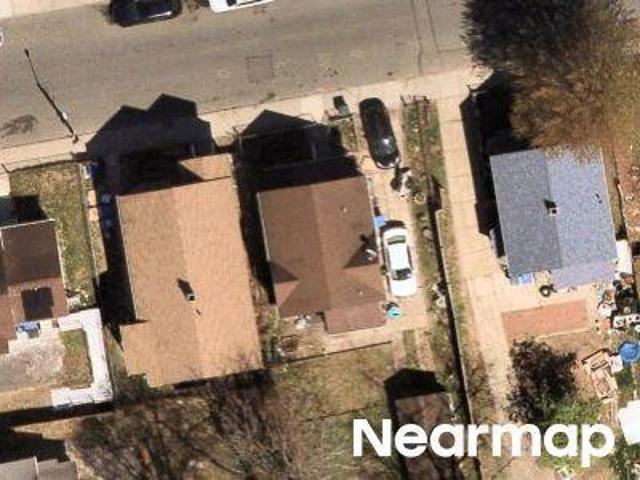 House for sale in Six Corners, Springfield