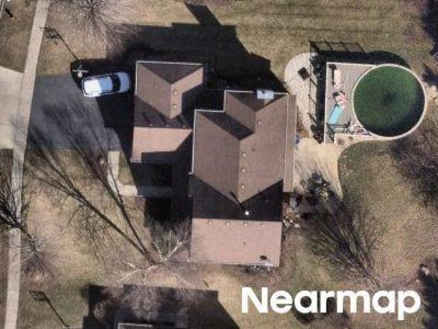 House for sale in Mchenry, Illinois
