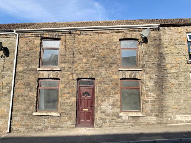 House for rent in Tylorstown, Wales