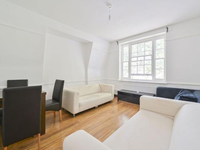 Apartment for rent in Highbury, Greater London
