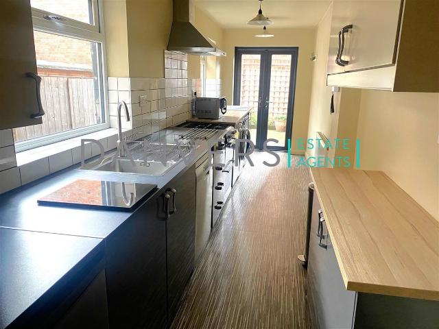 House for rent in West End, Old Wharf
