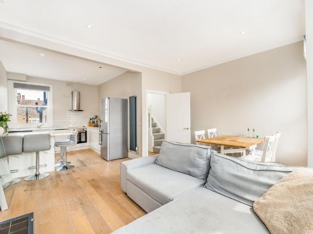 Apartment for rent in Fulham, Sands End