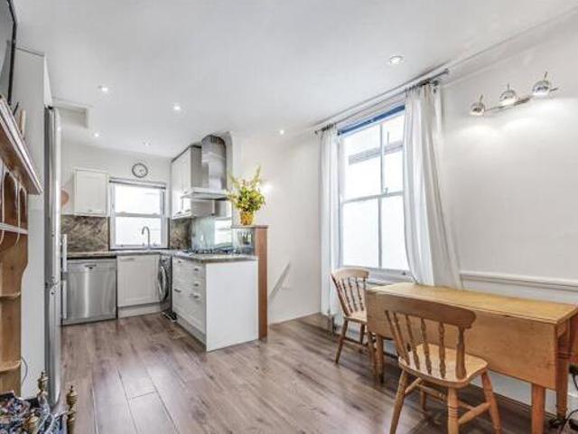 House for sale in Lyons, Greater London