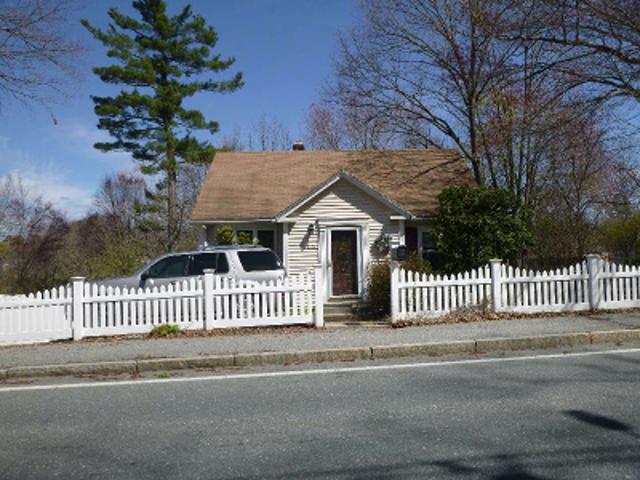 House for sale in Dracut, Massachusetts