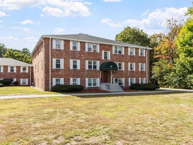 Condo for sale in Chelmsford, Middlesex County