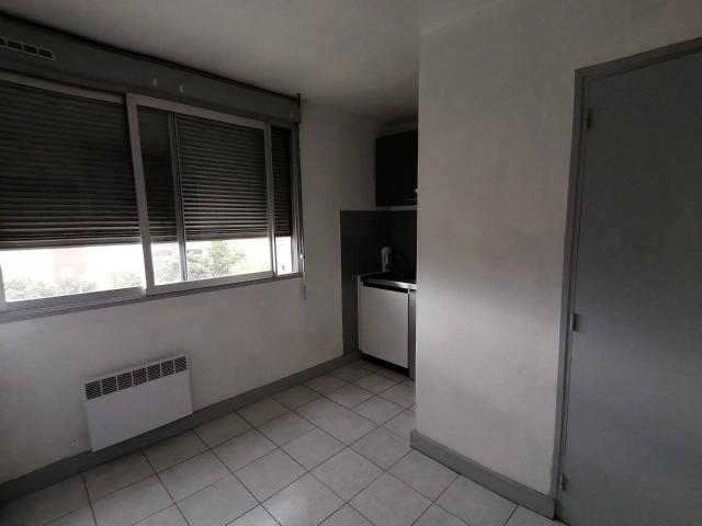 Studio location à Nîmes