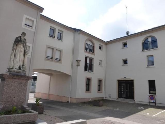 Appartement location à Neufchâteau, Mirecourt
