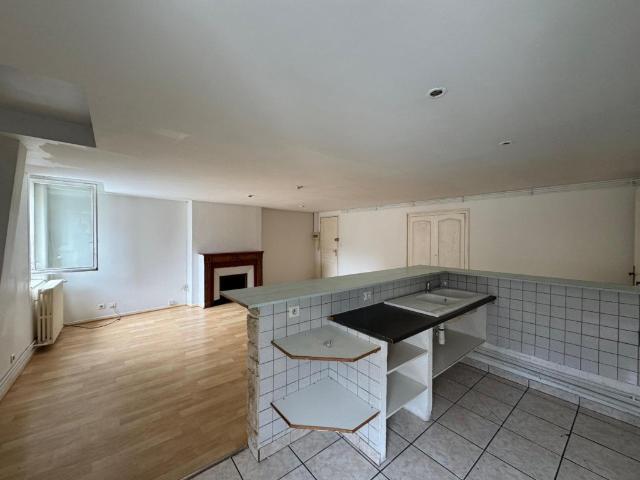 Appartement location à Saint-Étienne, Saint-etienne