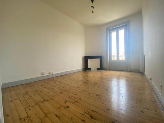 Appartement location à Saint-Étienne, Saint-etienne