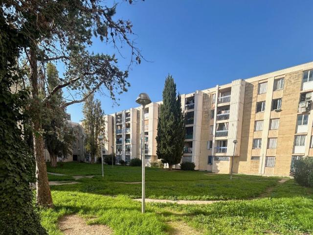 Appartement location à Fontcouverte, Avignon