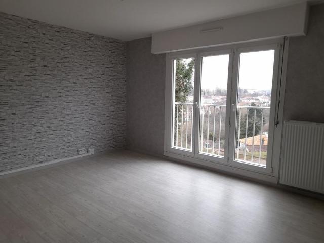 Appartement location à Neufchâteau, Darney