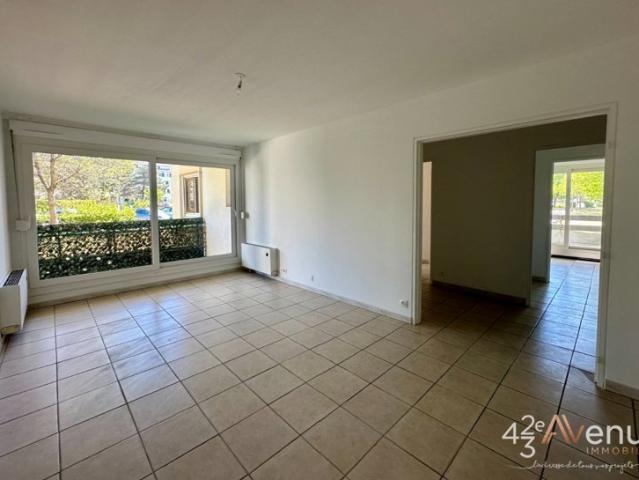 Appartement location à Saint-Étienne, Andrézieux-bouthéon